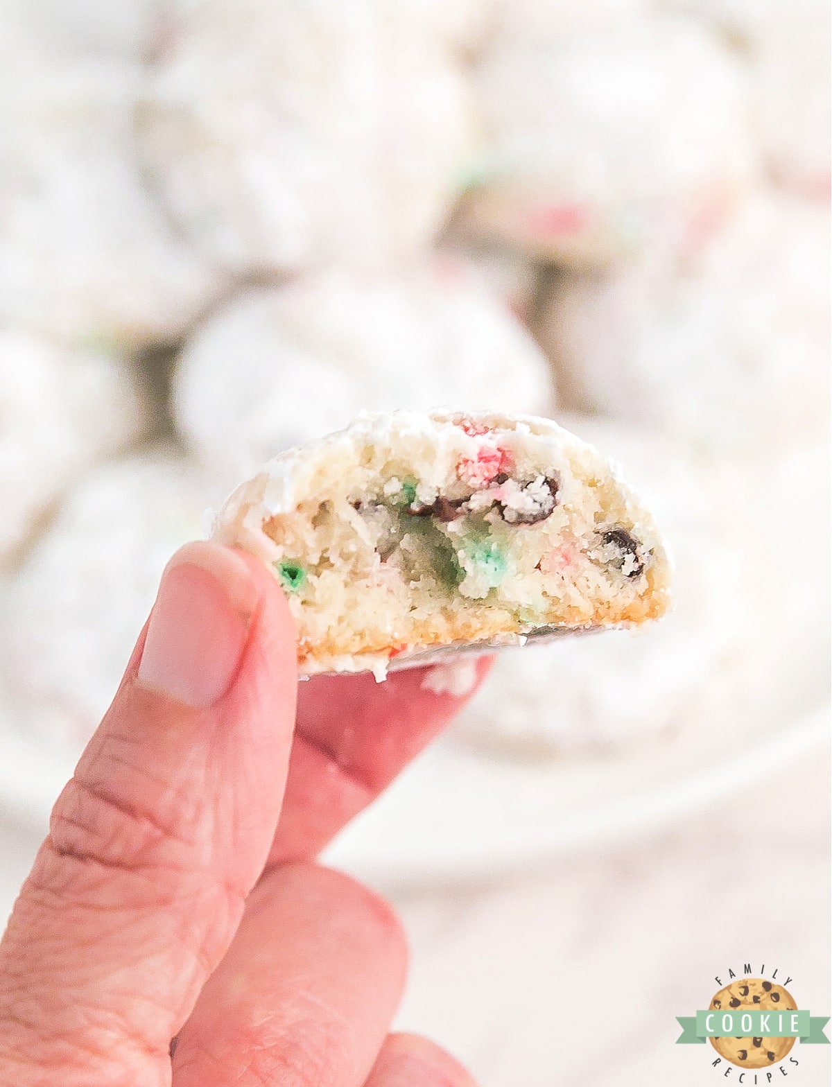 Christmas Snowball Cookies are sweet, buttery, and easy to make! Perfect holiday Snowball Cookies for cookie trays & gift exchanges.