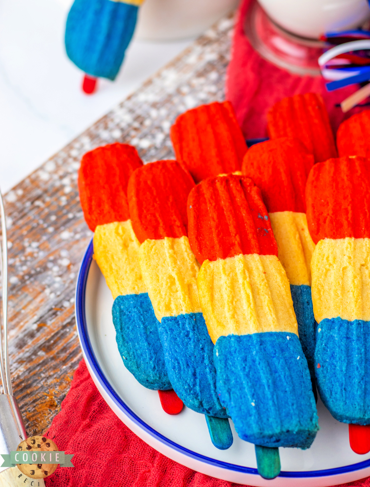 Patriotic cookies that look like popsicles.