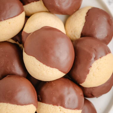 chocolate dipped vanilla cookies