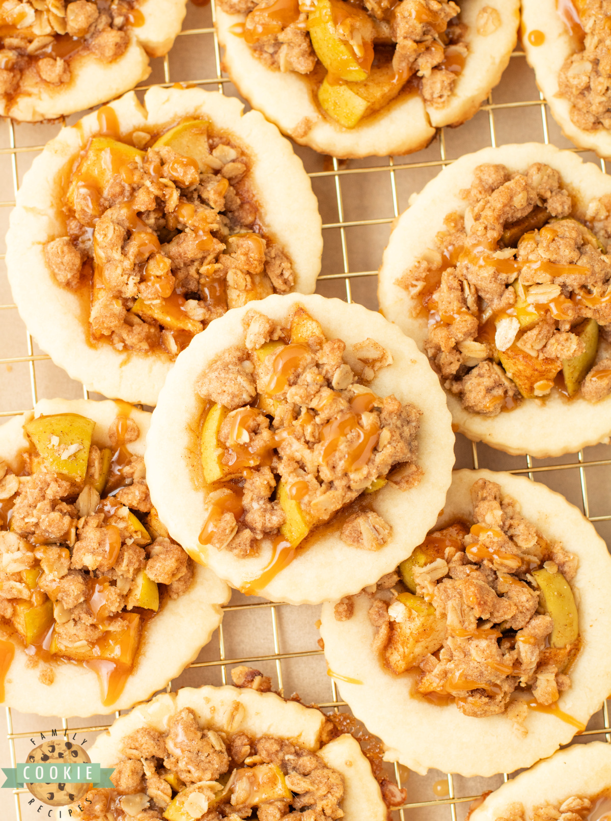 Shortbread cookies topped with cinnamon apples and a crumbly oat topping.