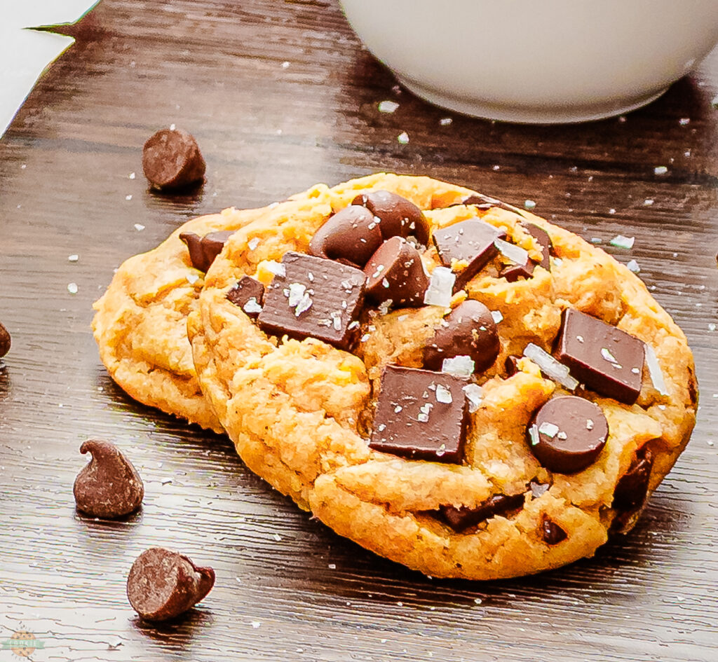 brown butter banana chocolate chunk cookie with sea salt