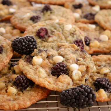 blackberry oatmeal cookies on a cooling rack