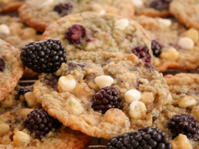 blackberry oatmeal cookies on a cooling rack