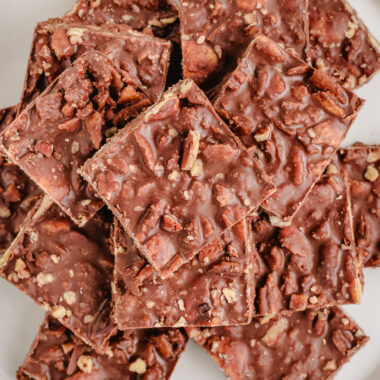 easy no bake chocolate cookie bars
